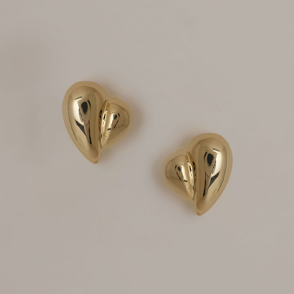 Buy Pipa Bella By Nykaa Fashion Gold Heart Shaped Stud Earrings Online