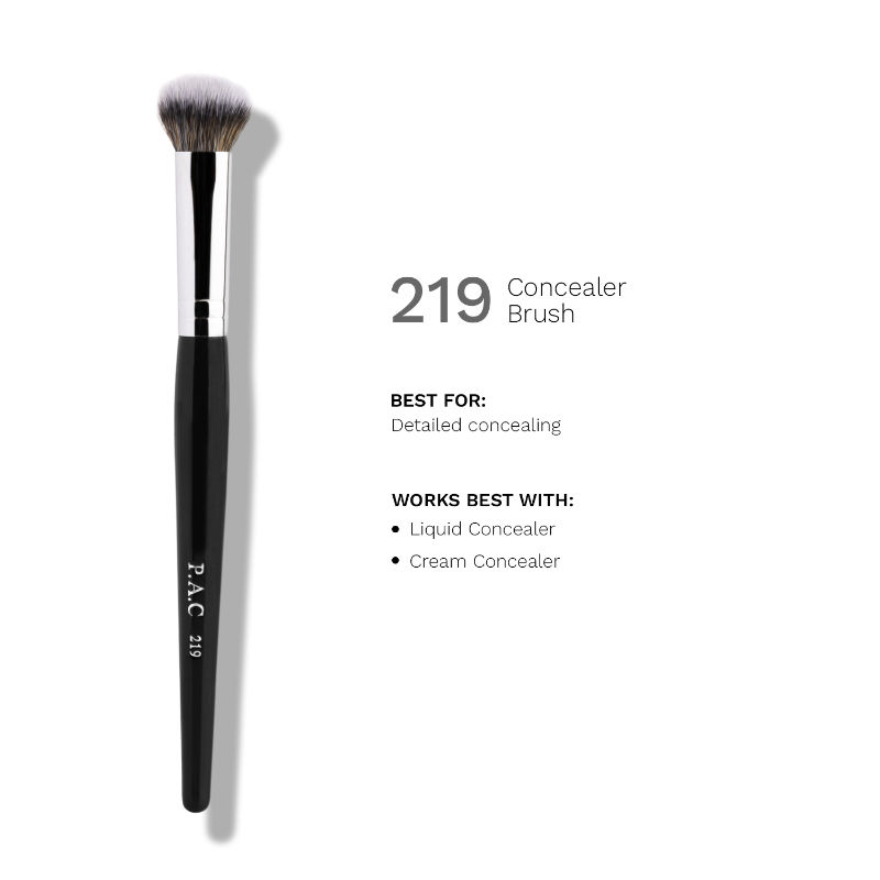 PAC Concealer Brush 219 - Luxurious Dome Shape, Soft Synthetic Bristles for Quick Concealer Blending