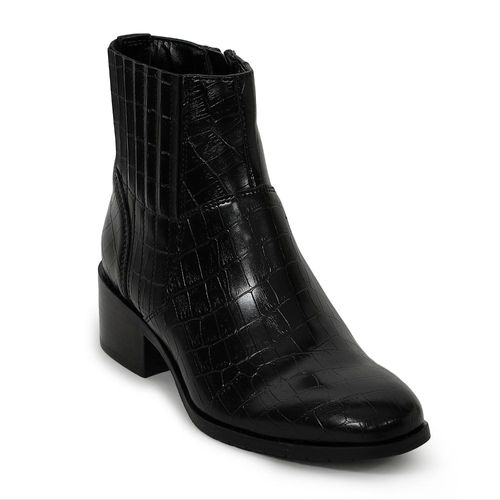 Mode By Red Tape Women Black Chelsea Buy Mode By Red Tape Women Black Chelsea Boots Online at in India Nykaa