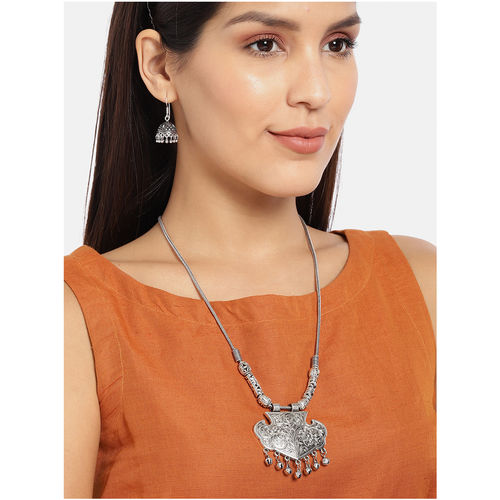 Fida Women Silver Tribal Oxidised Necklace Earrings Set Buy Fida Women Silver Tribal Oxidised Necklace Earrings Set Online At Best Price In India Nykaa Get free shipping & cod options. fida women silver tribal oxidised necklace earrings set