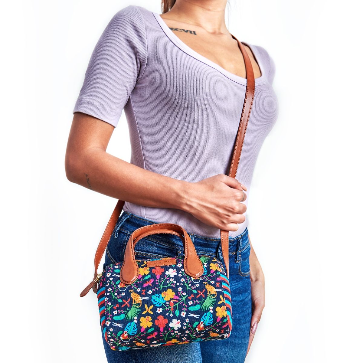 Buy Chumbak Madagaskar Tale Sling Bag Navy Online