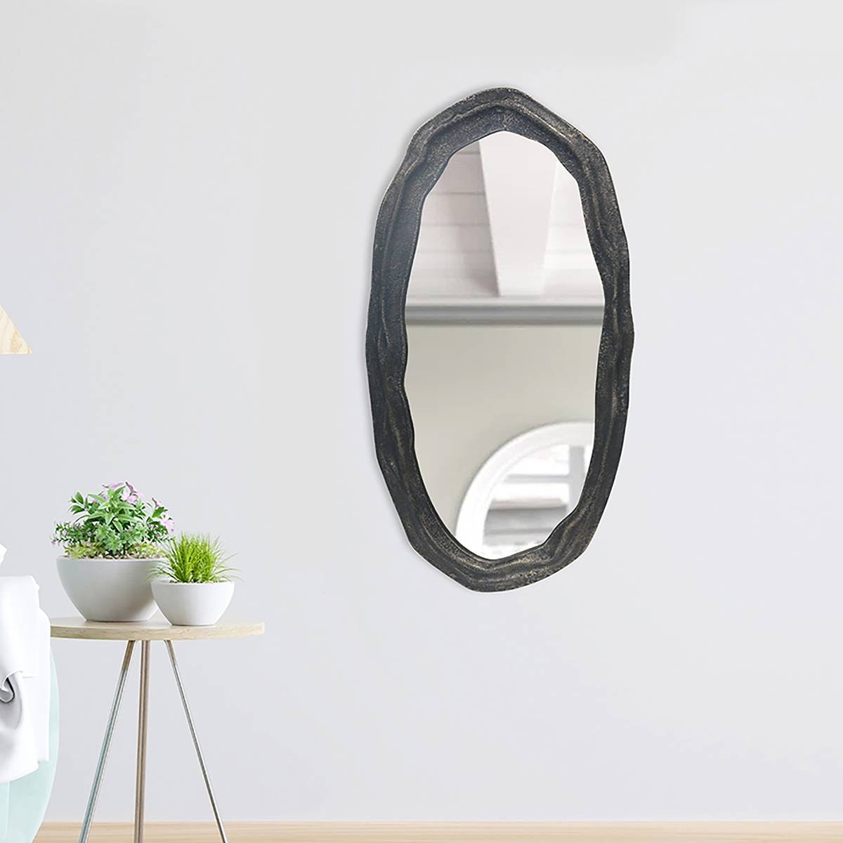 Metalsmith Oval Shaped Metal Hanging Wall Mirror For Bathroom Wall Decor Designer Mirror