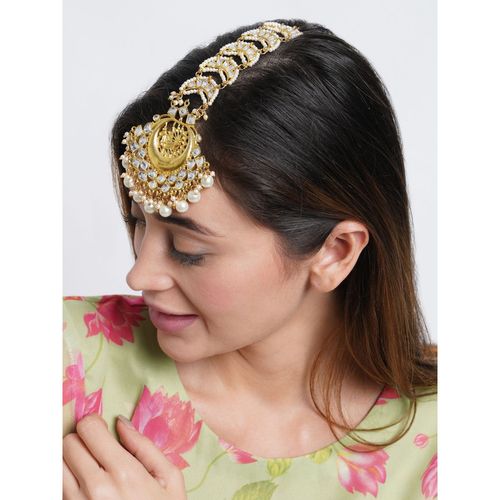 Karatcart Gold Plated Handcrafted Peacock Shaped Kundan Maangtikka Buy Karatcart Gold Plated Handcrafted Peacock Shaped Kundan Maangtikka Online At Best Price In India Nykaa