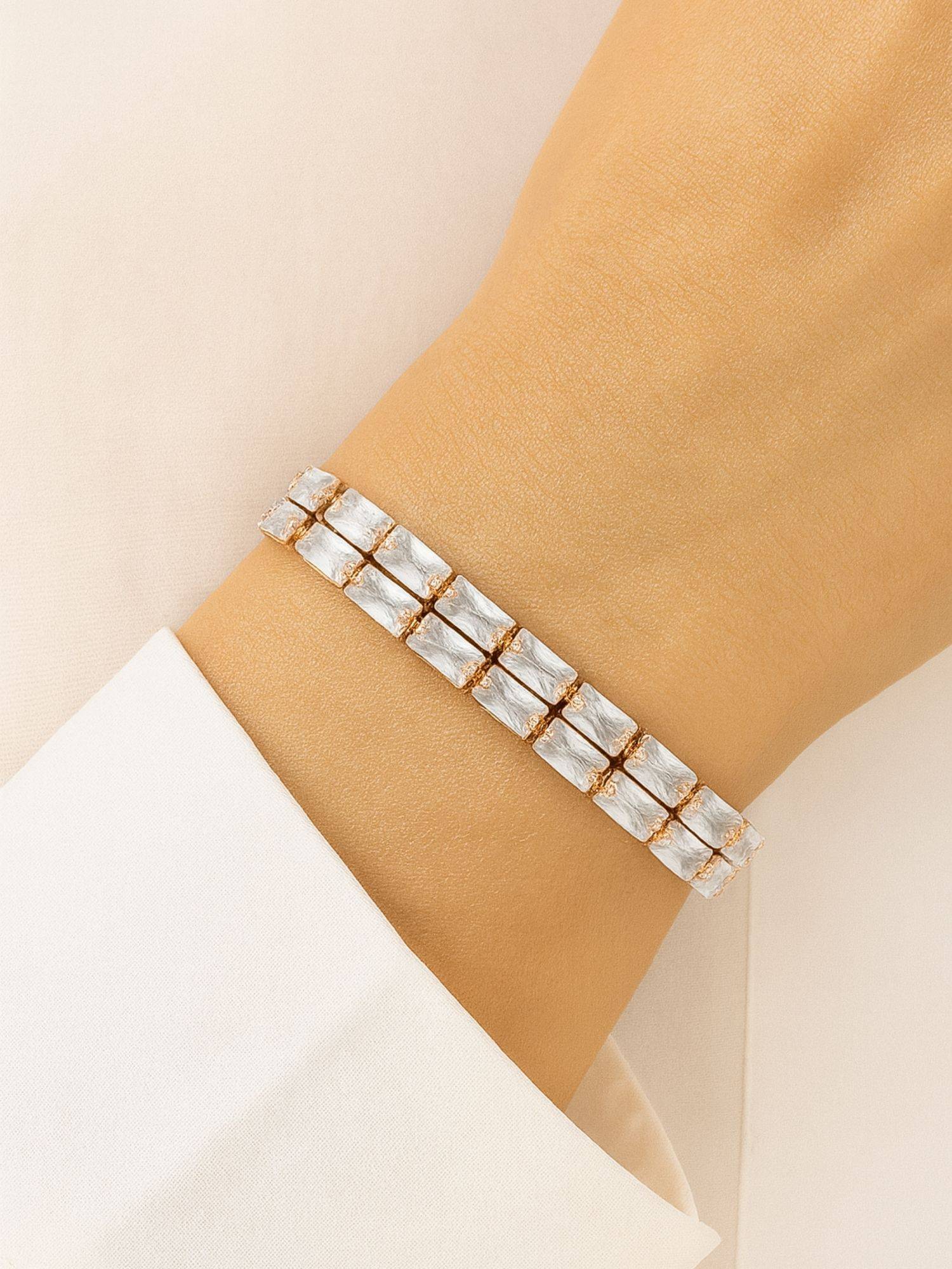 I Jewels Stylish Rose Gold Plated Cubic Zirconia American Diamond Adjustable Bracelet for Women