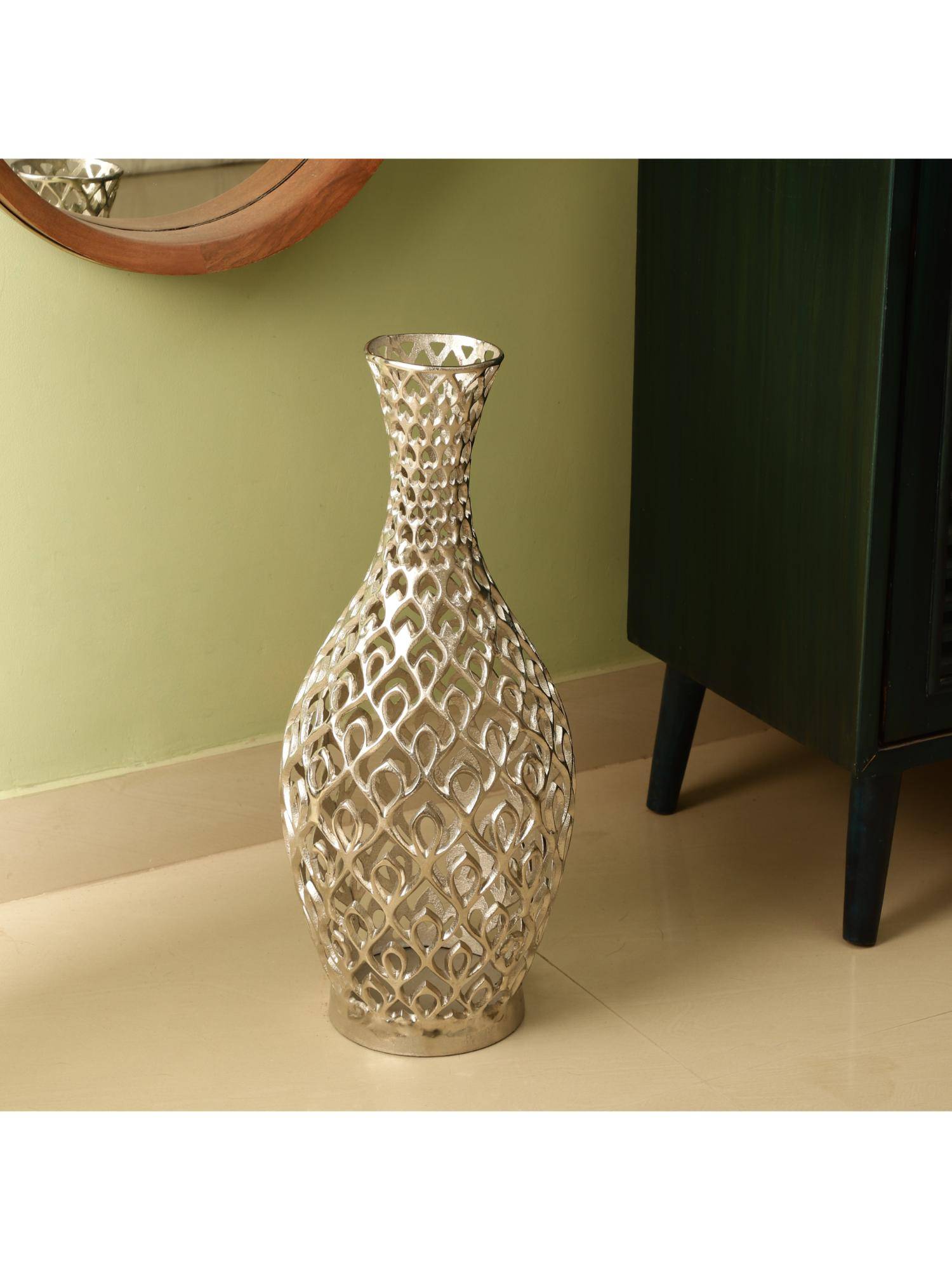 De Maison Decor Cavendish Ornate Metal Floor Vase