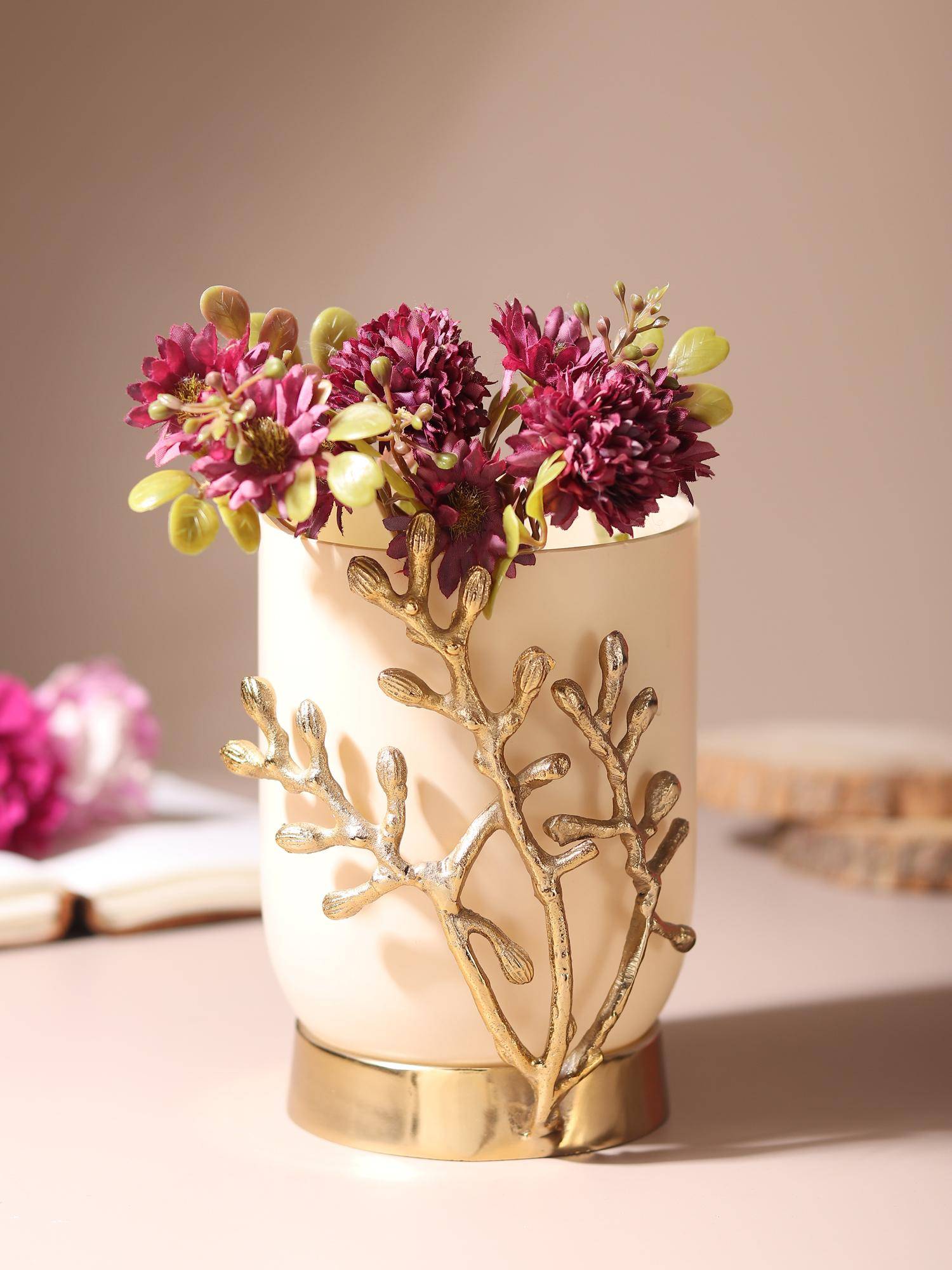 De Maison Decor Vinlux Glass Vase And Candle Holder In Cream & Gold