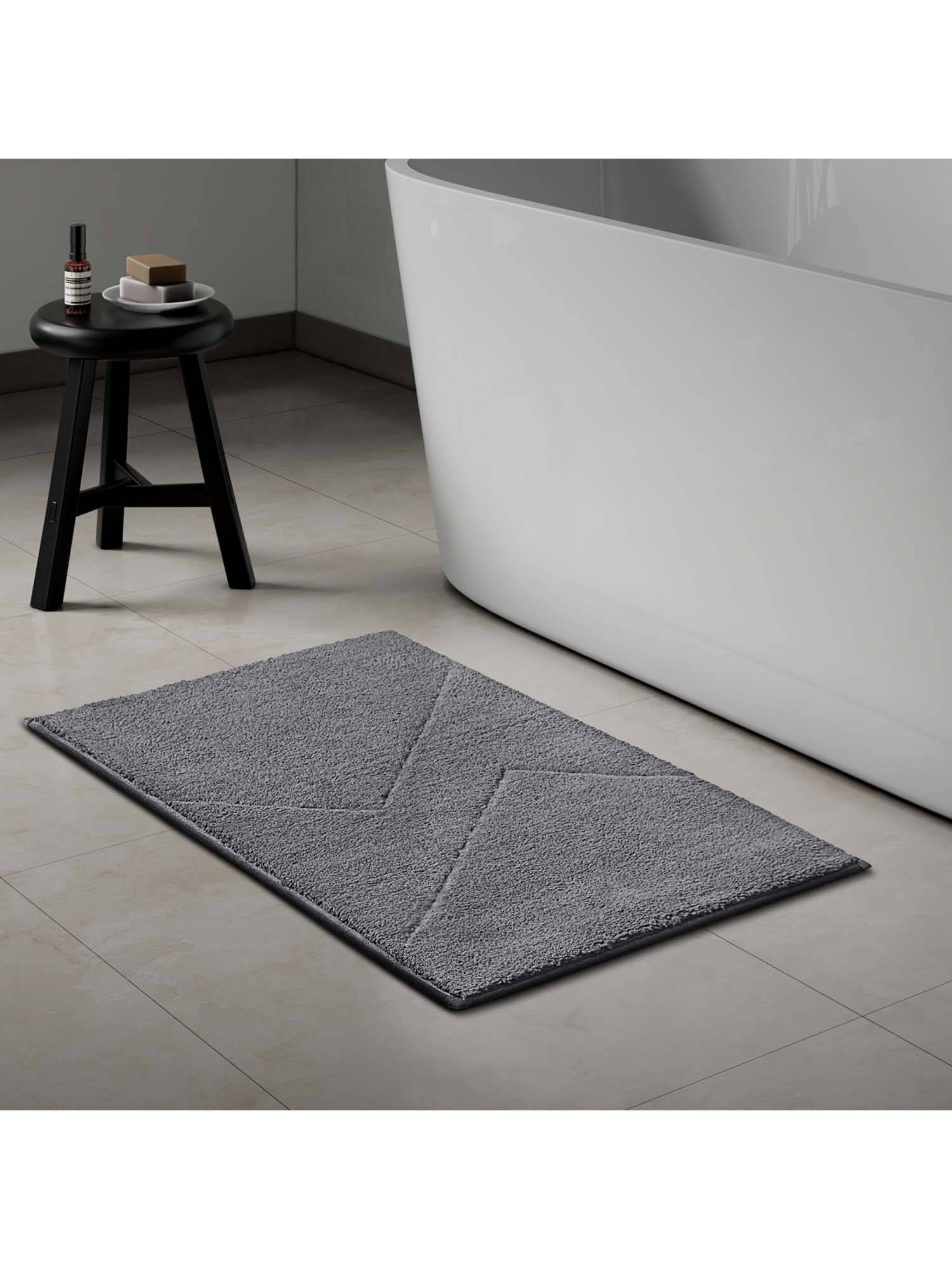 SPACES Swift Flow Soft Polyester Small Bath Mat Craving Technique Light Grey