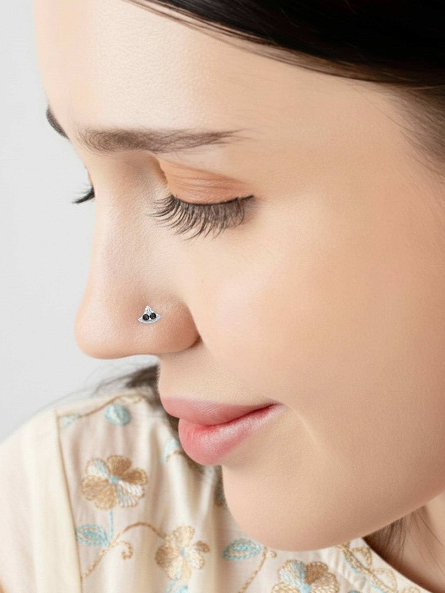 TOUCH925 Pure 925 Silver Crescent Sparkle Silver Nose Pin for Women