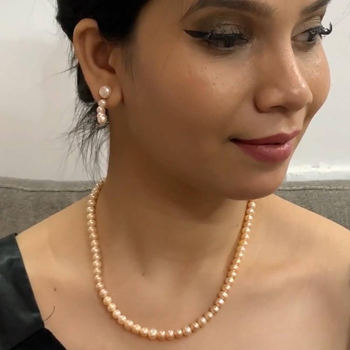 Sri Jagdamba Pearls Single Line Peach Pearl Classic Necklace Set