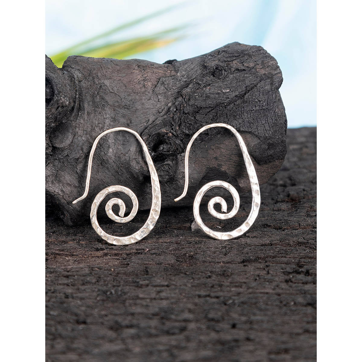 Studio One Love Elegant Simplicity Silver-Plated Handmade Drops & Danglers Earrings