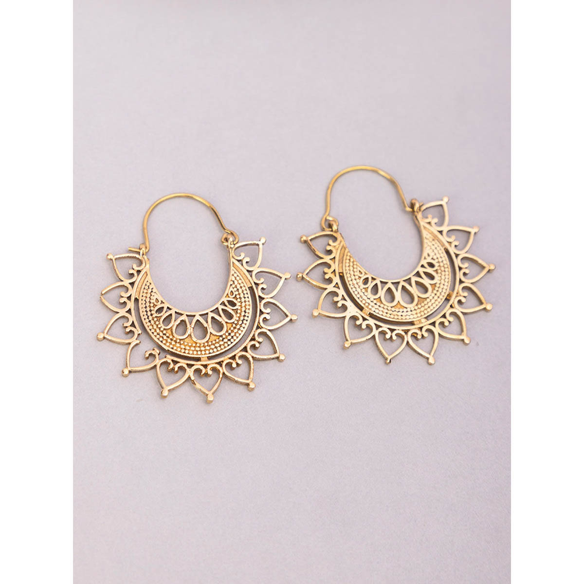 Studio One Love Hearty Talks Gold-Plated Chandbaalis