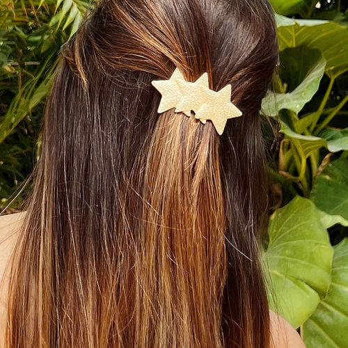 Pipa Bella by Nykaa Fashion Classic Oversized Gold-plated Stars Hair Pin:  Buy Pipa Bella by Nykaa Fashion Classic Oversized Gold-plated Stars Hair  Pin Online at Best Price in India | Nykaa