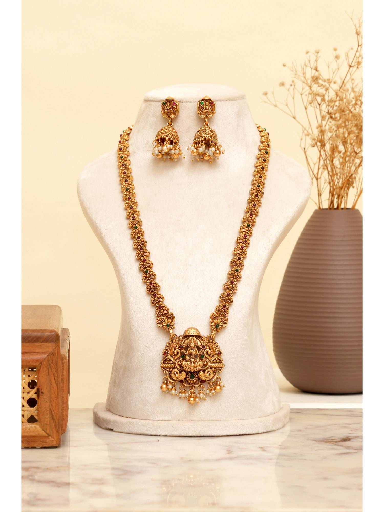 Beryachi Pushpam Temple Necklace and Earrings