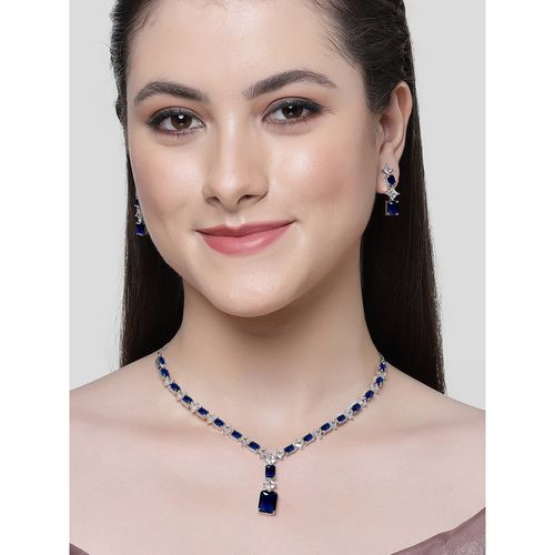 Karatcart Silver Tone Square Blue Cubic Zirconia Necklace Set for Women