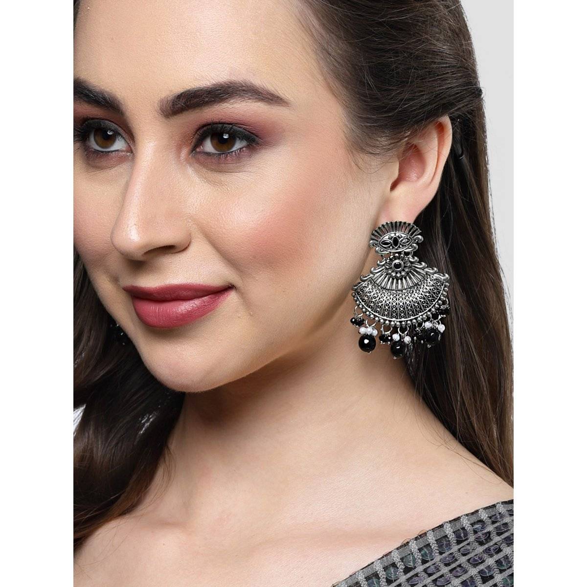 Karatcart Oxidised Silver Black Beads and Stone Studded Dangler Earring for Women