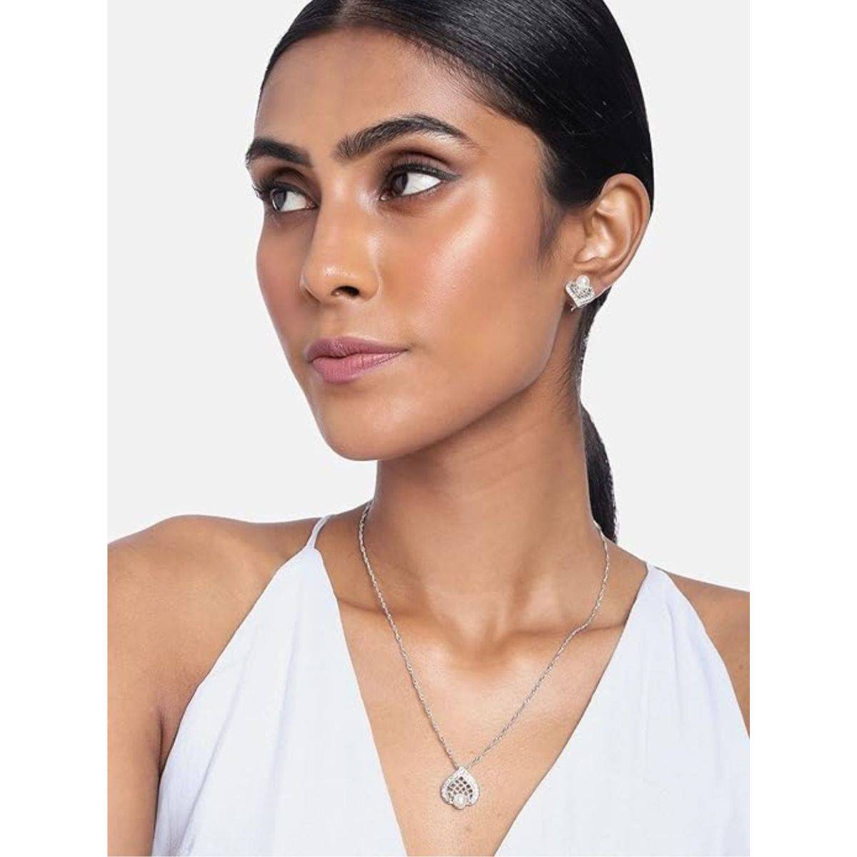 I Jewels Rhodium-Plated Pearl Stone Studded Chain Pendent Jewellery Set
