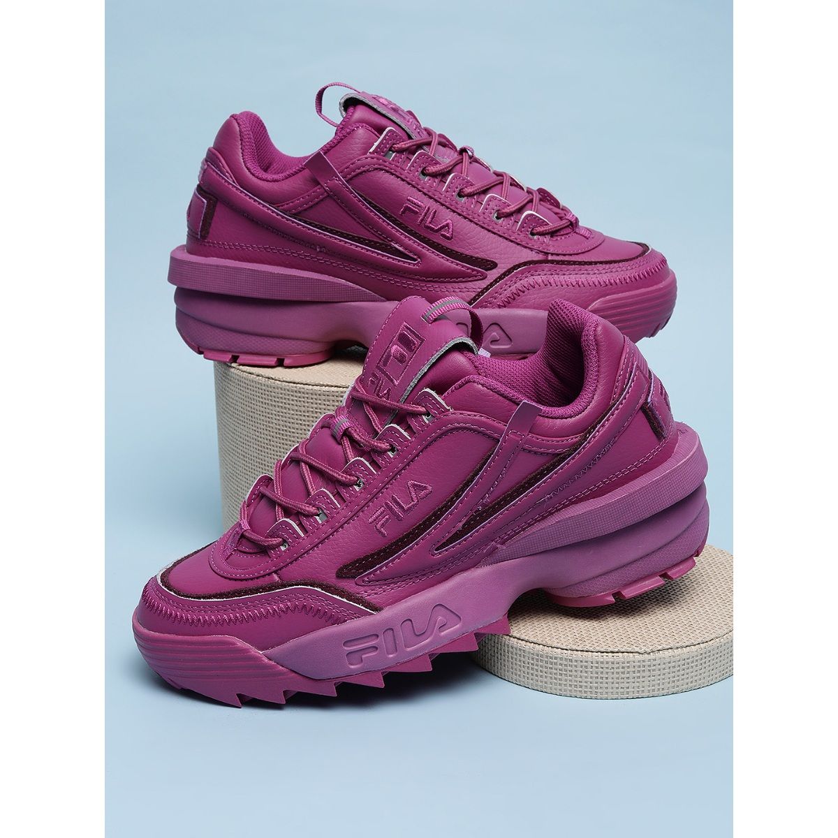 Fila disruptor shop pink size 8