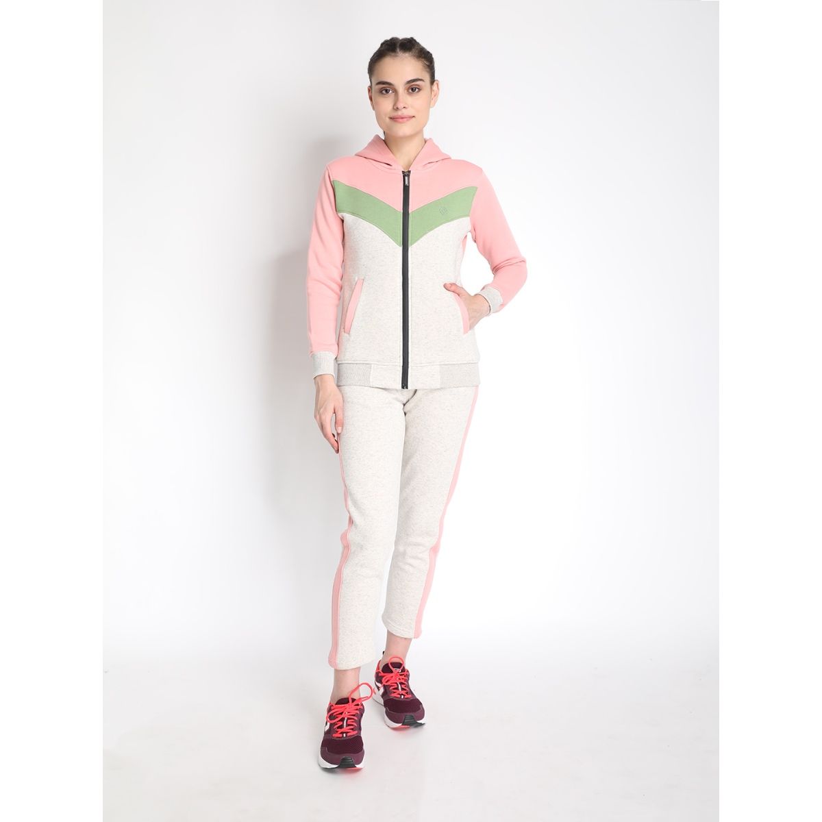 Womens winter nike on sale tracksuit