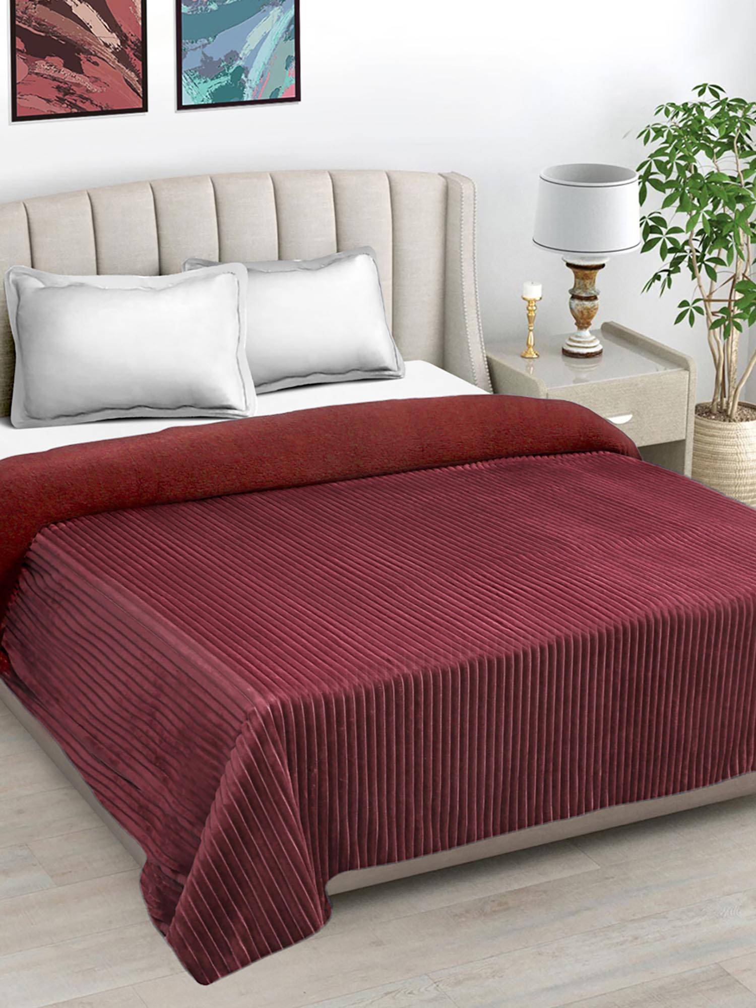 FABINALIV Maroon Striped Mild Winter 450 Gsm Micro Fiber Filling Double Bed Comforter King
