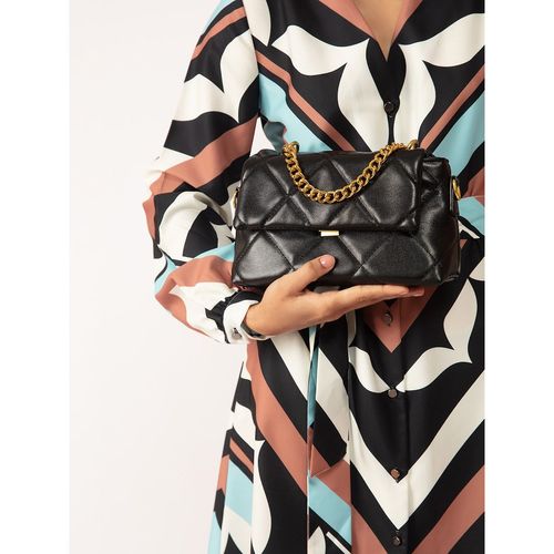 Twenty Dresses by Nykaa Fashion Black Quilted Chain Handle Sling Bag