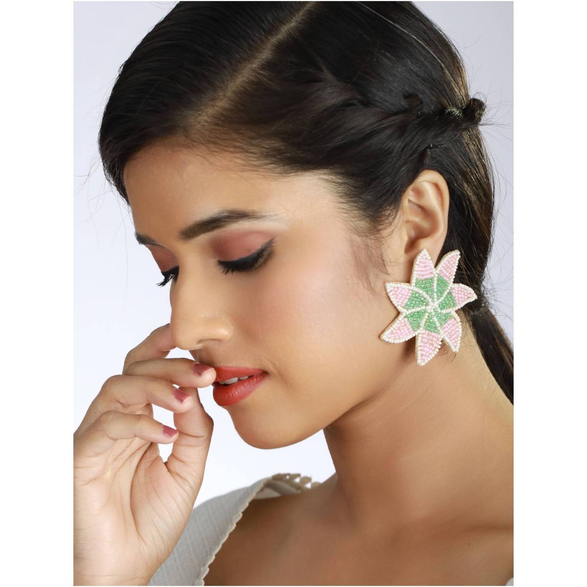 Aatmana Woman Pink and Green Star Shaped Embroidered Stud Earrings