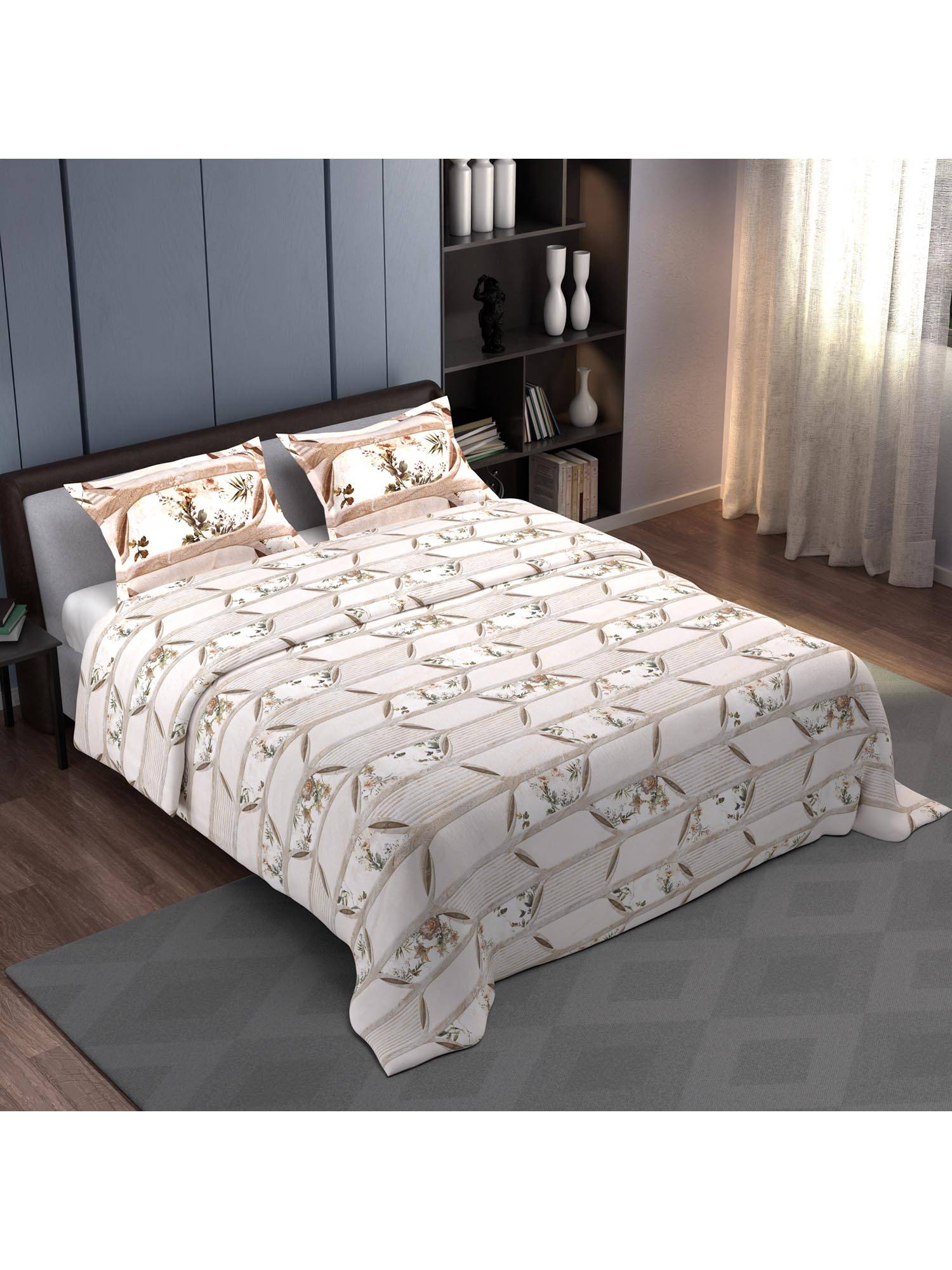 Synergized Cotton Bedsheet With 2 Pillow Covers Peach Chevron Print-N3
