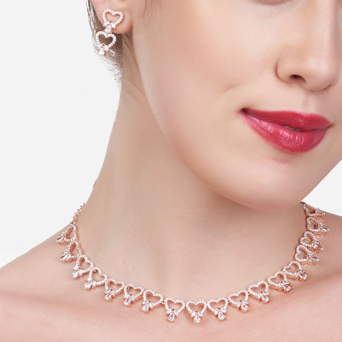sunita jewellers White Cubic Zirconia Necklace, Hard Packaging at Rs  1669/set in Jaipur