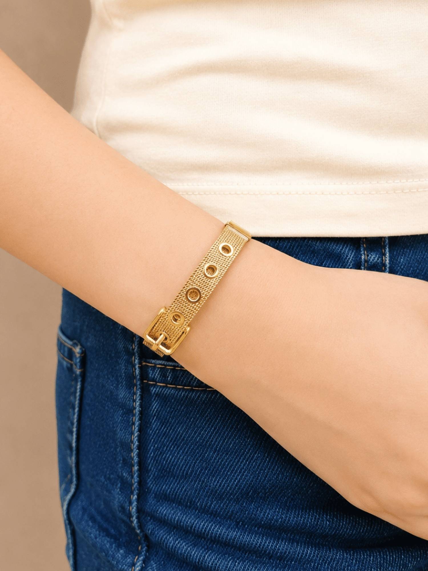 ELRA Women Gold Statement Kada