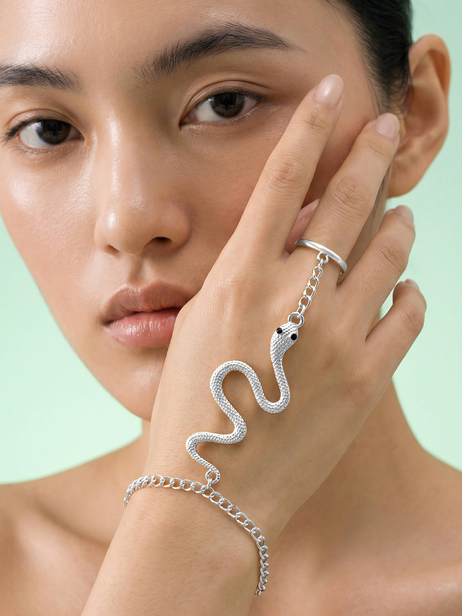 Joker & Witch Yalina Silver Women Snake Adjustable Hand Harness
