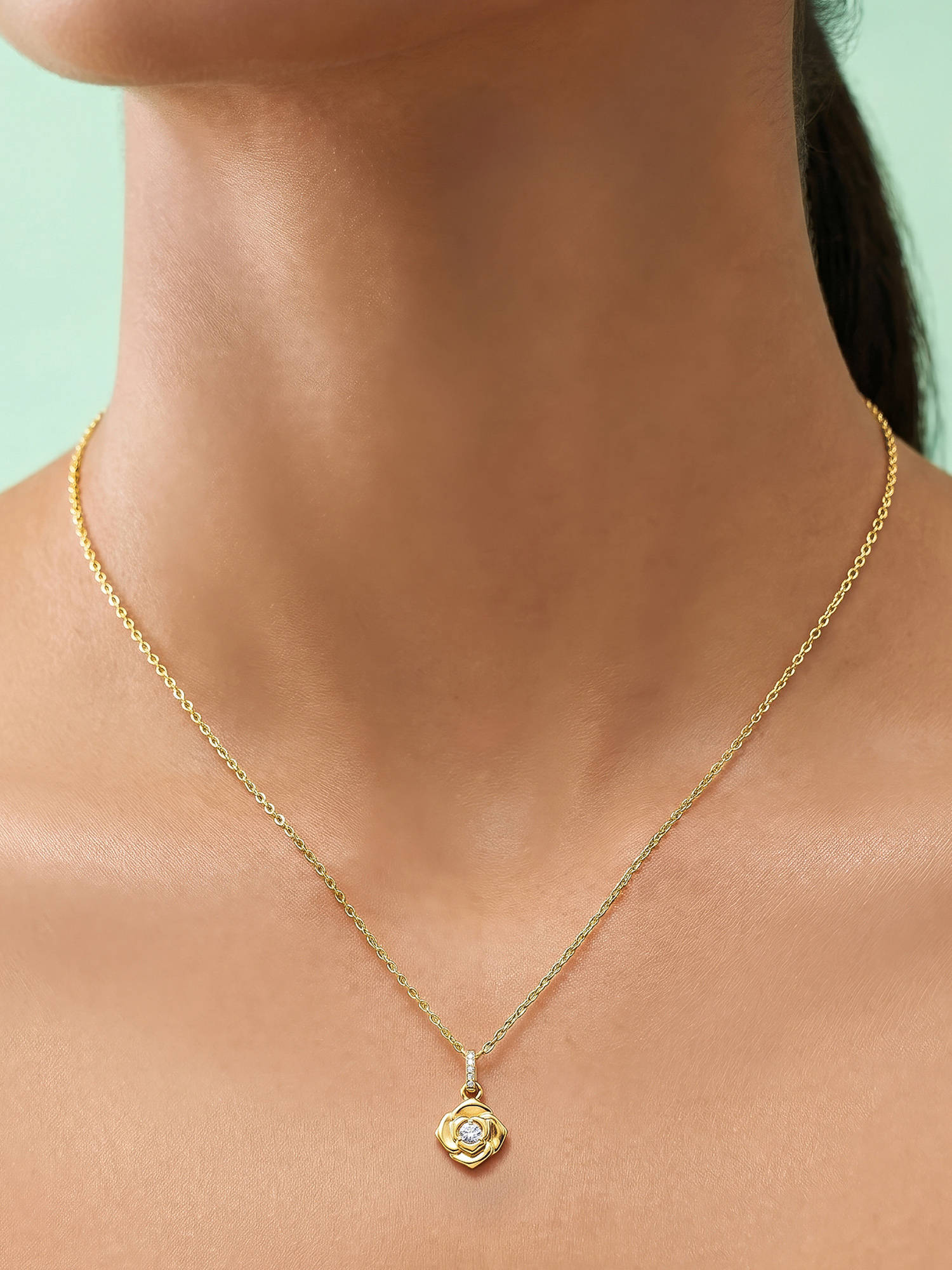 Joker & Witch Rovira Gold Flower Adjustable Necklace