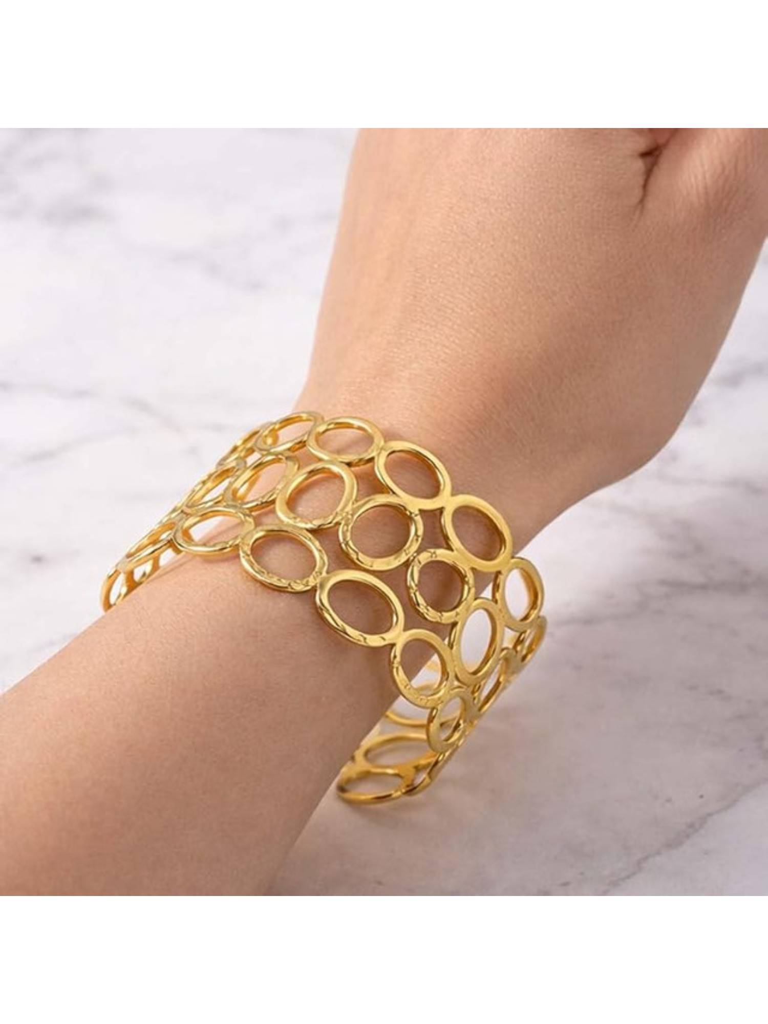Blysk Jewels 18K Gold Plated Oval Link Cuff