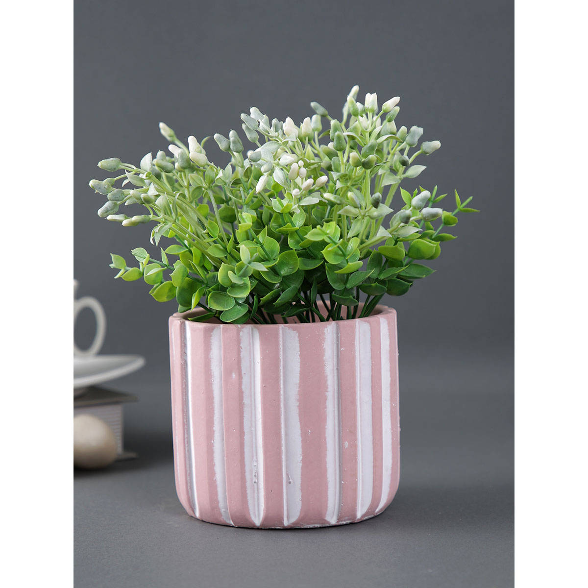Tayhaa Fluted Pattern Ceramic Planter