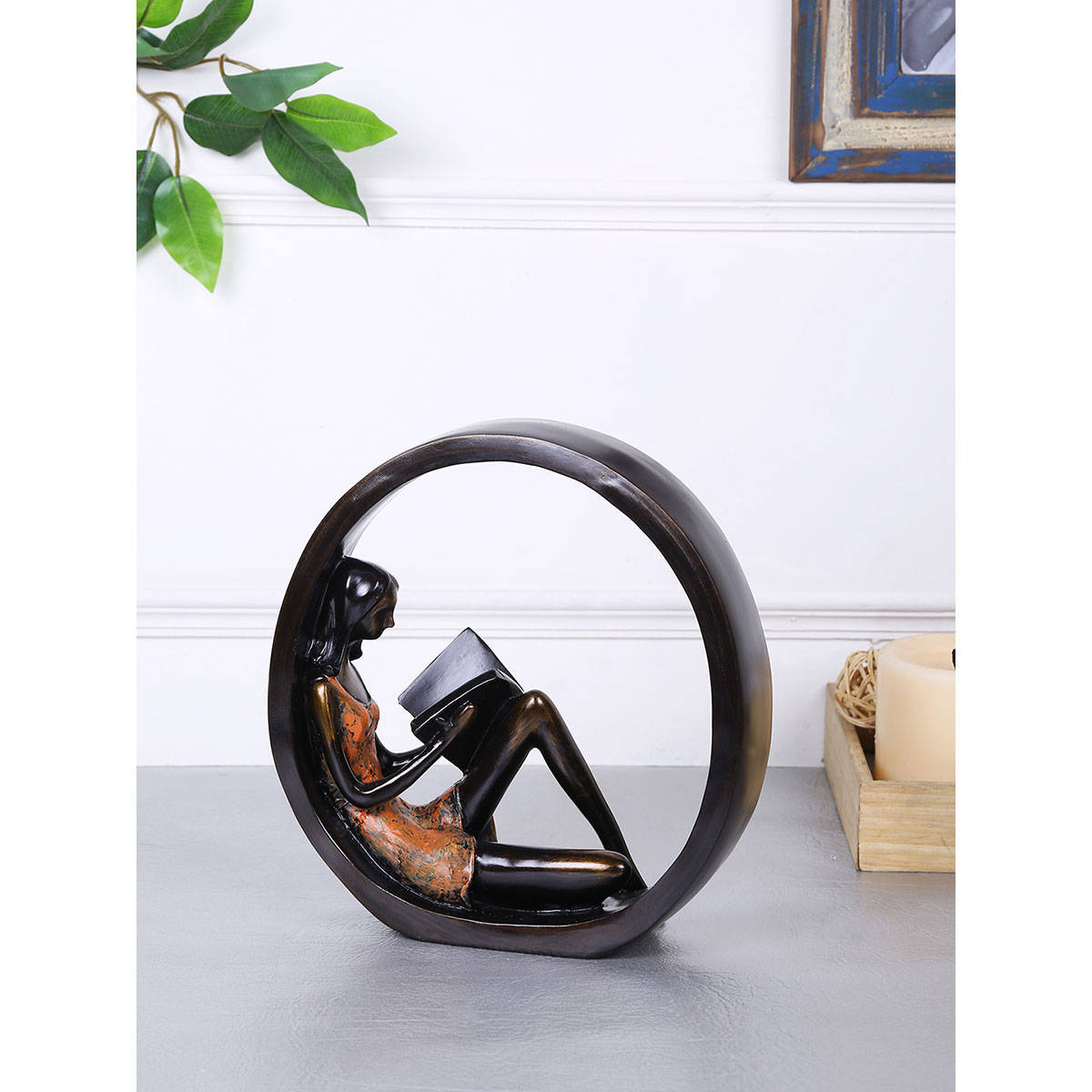 Tayhaa Bronze Finish Encircled Reader Statue