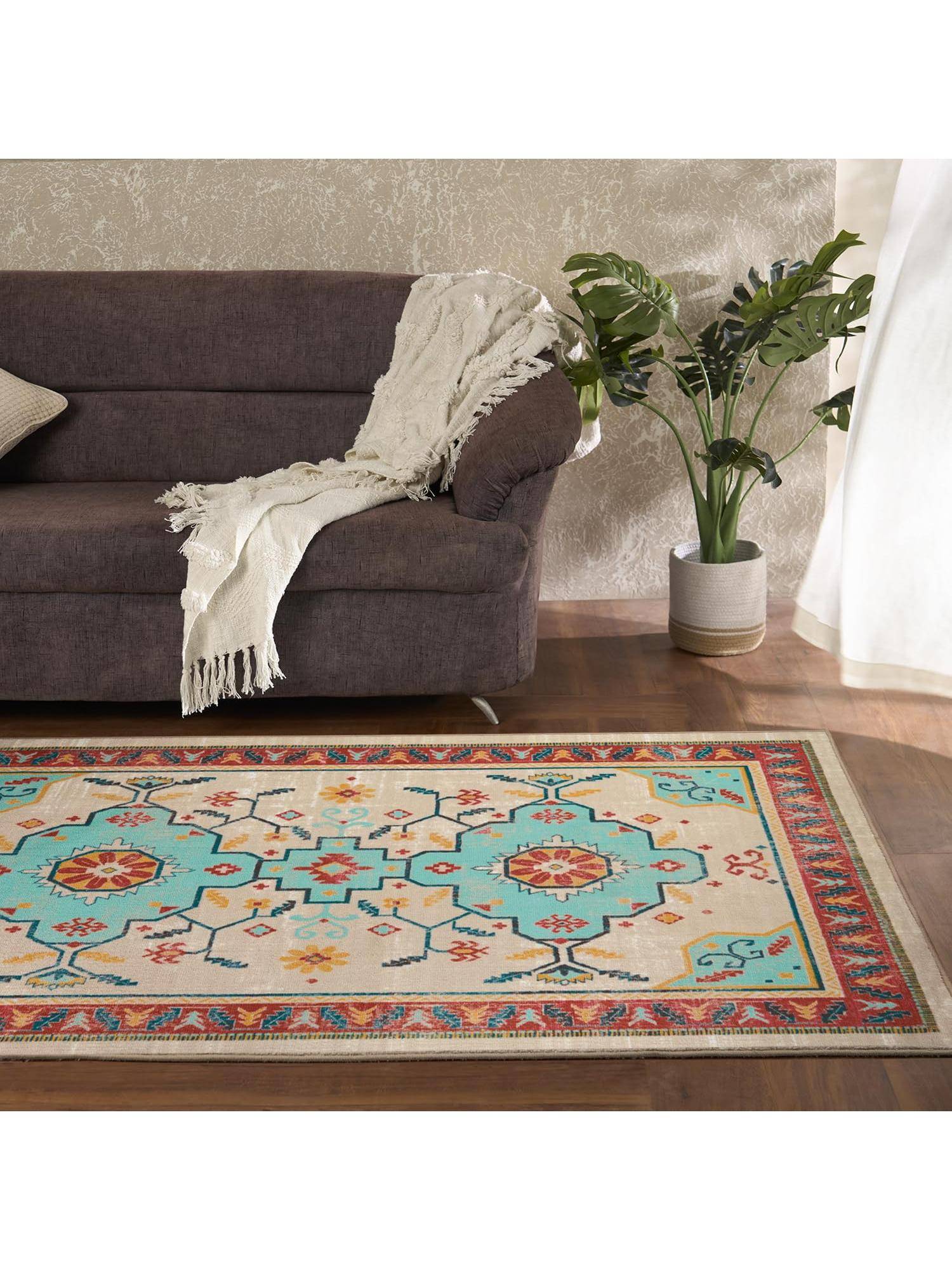 Welspun Wonder Full Polyester 981Gsm Machine Tufted with Traditional Design Carpet - Beige