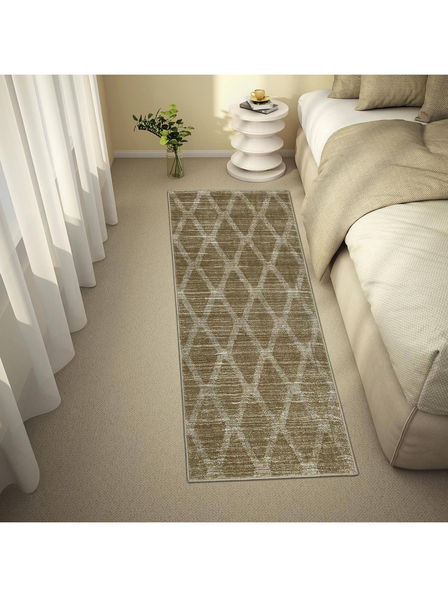 Welspun Wonder Full Polyester Machine Tufted Geometric Runner - Green