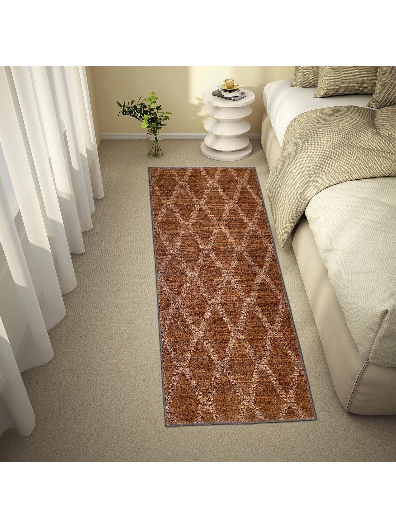 Welspun Wonder Full Polyester Machine Tufted Geometric Runner - Brown