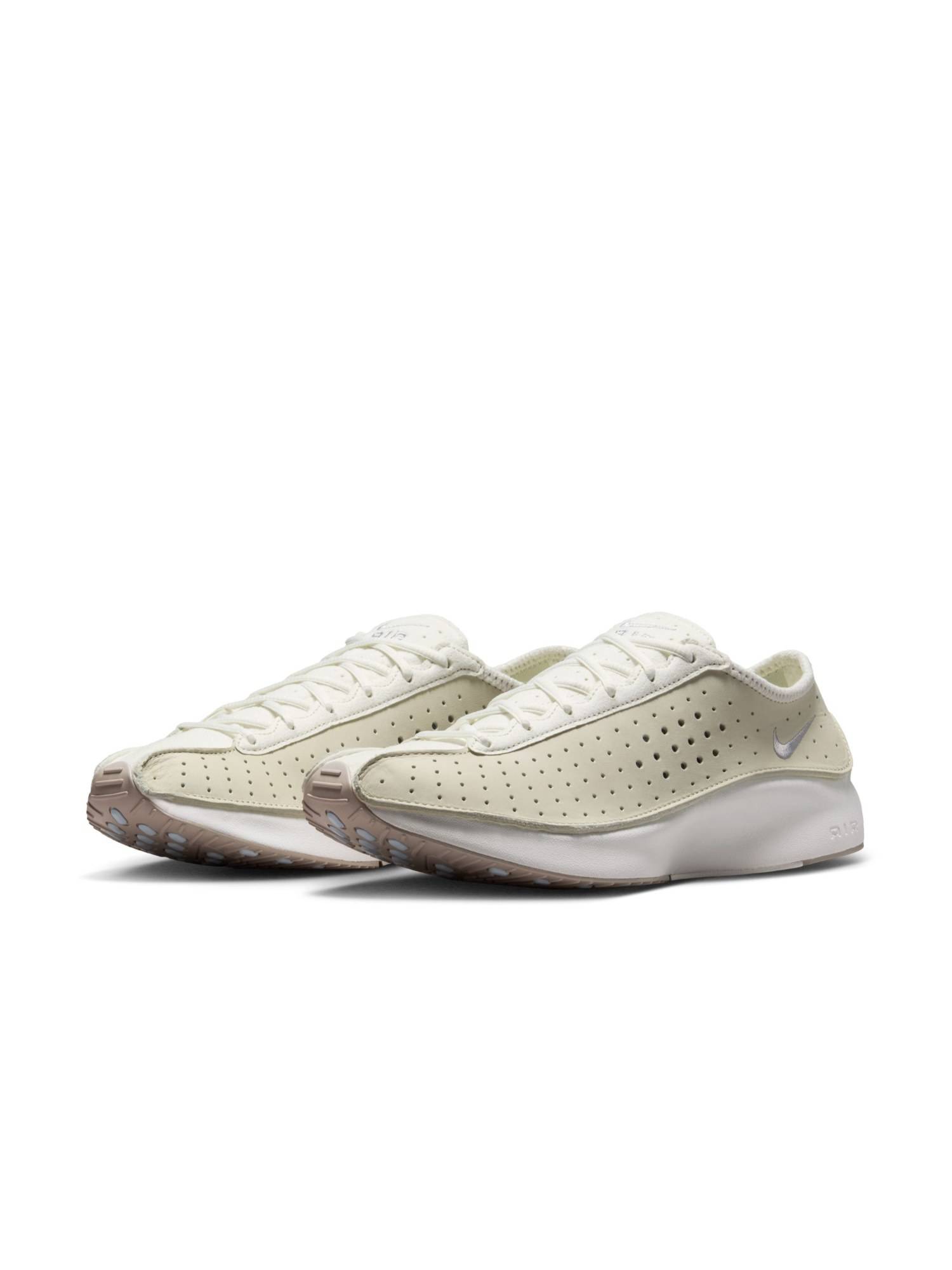 Nike Womens Air Superfly Running Shoes - HQ7955-100 - Beige (US 5.5)