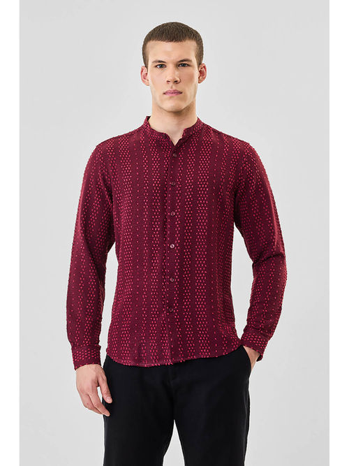 Buy Snitch Burgundy Textured Full Sleeves Slim Casual Shirt Online