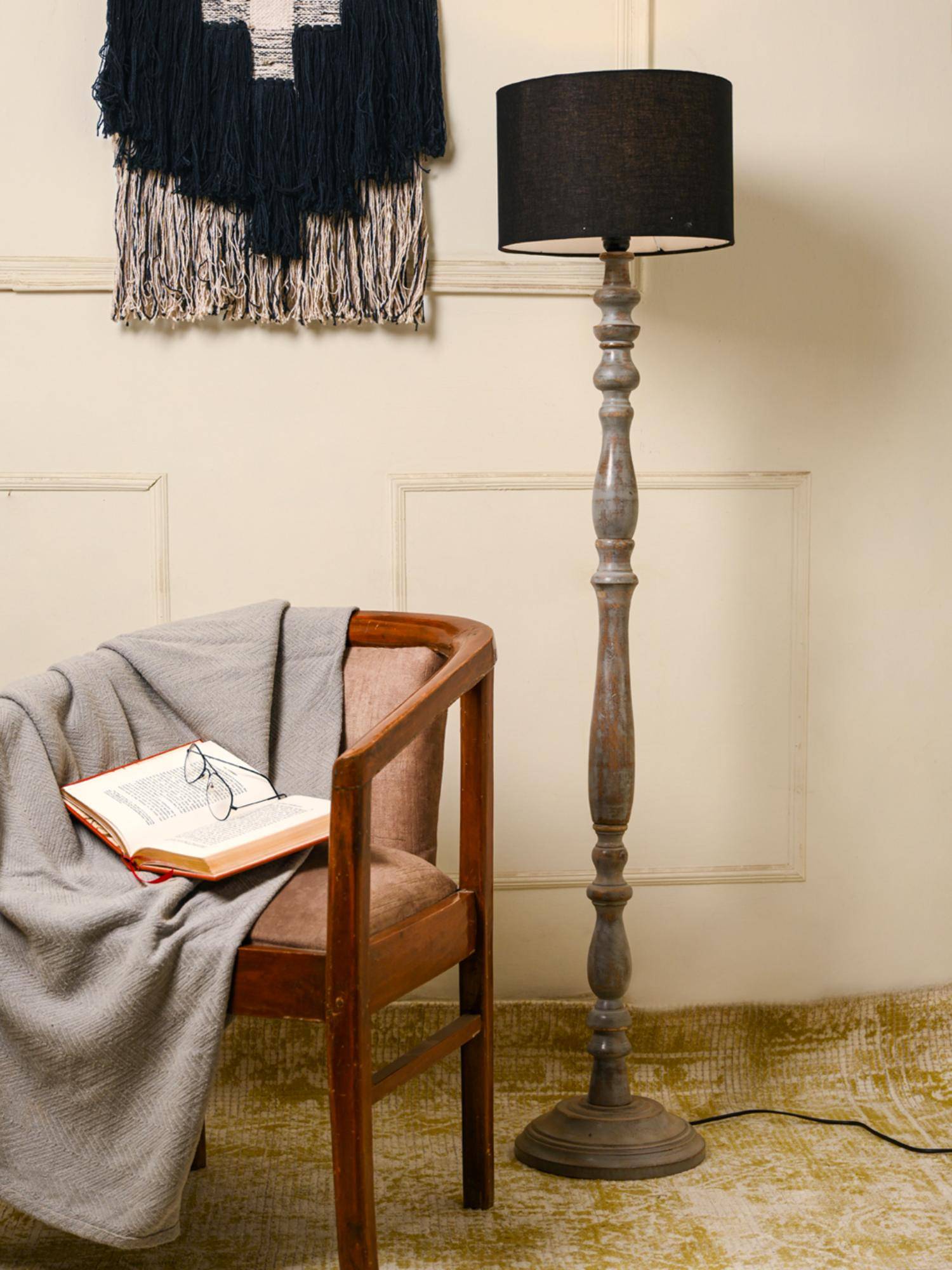 Green Girgit Wooden Grey Color Floor Lamp with Cotton Black Lamp Shade