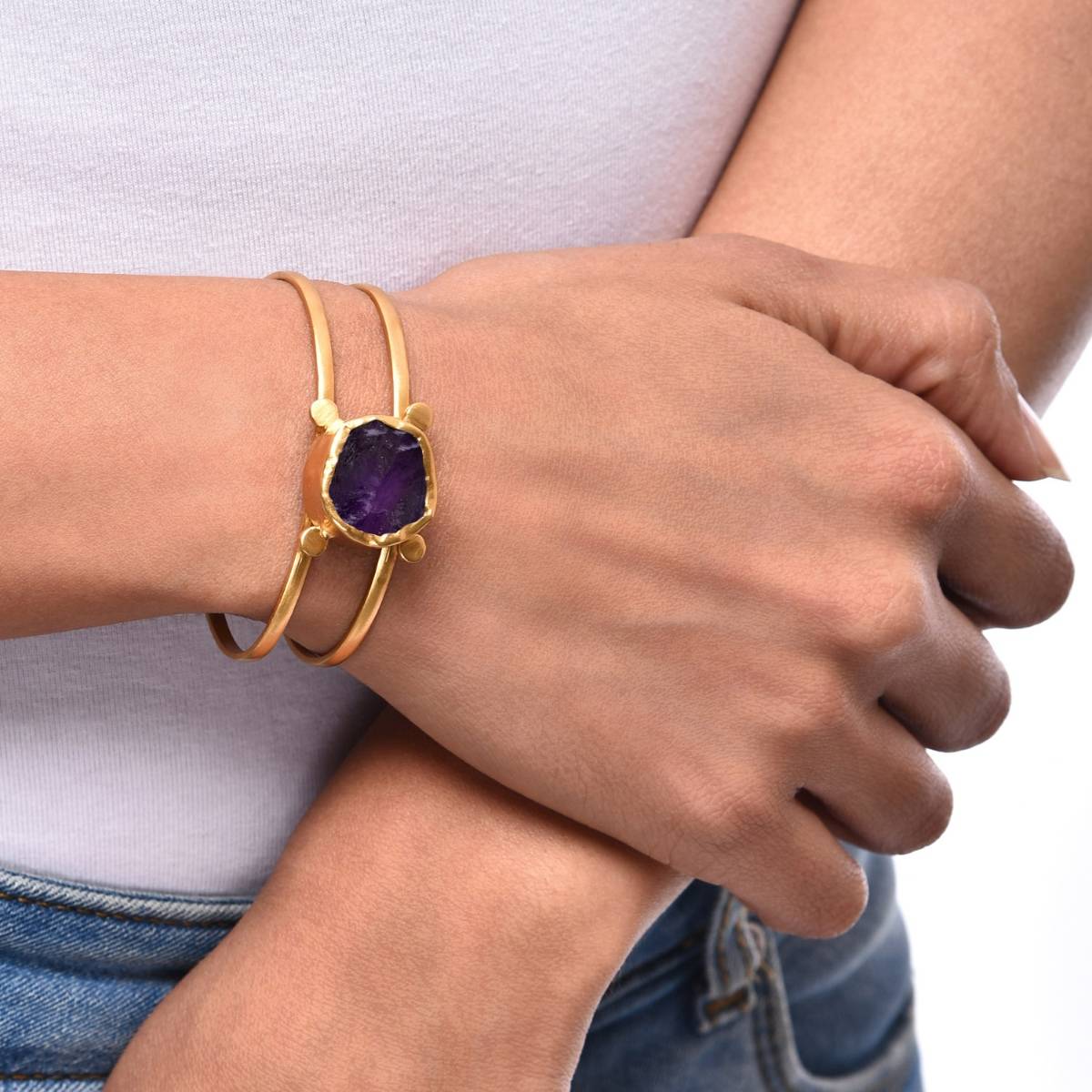 Amaltaas Dotted Line Cuff - Amethyst