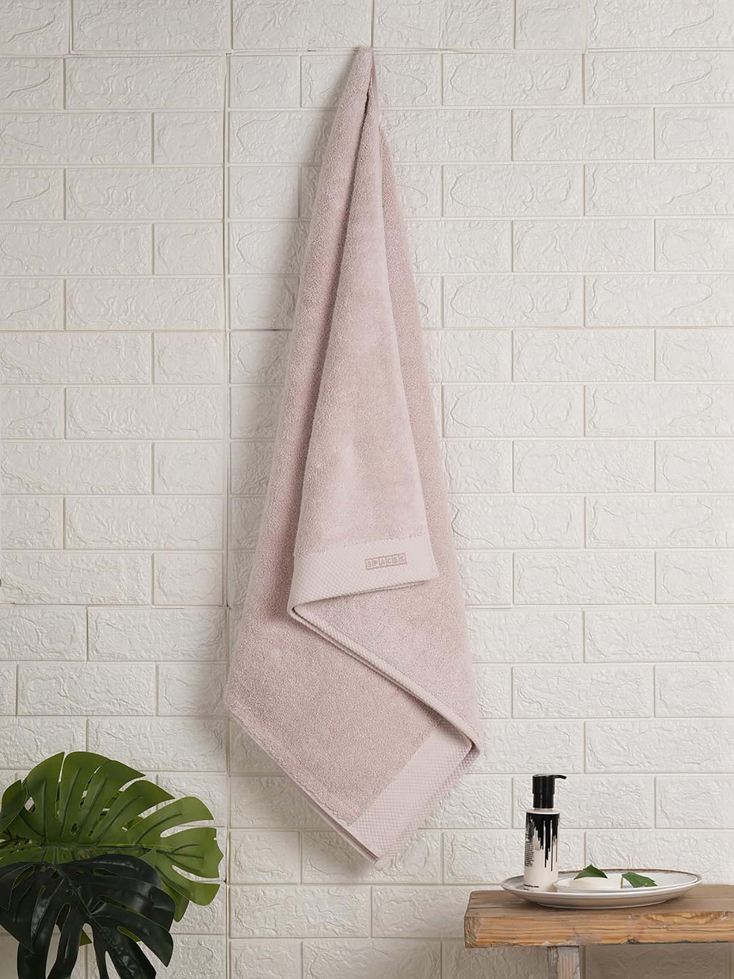 SPACES Pink Eminence Egyptian Cotton 670 Gsm Dobby Weave Plan Bath Towel