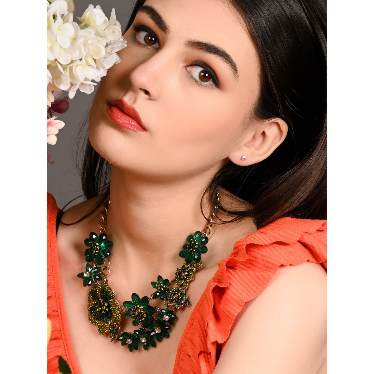 Gold,Diamond Round Green Chunky Necklace Set at Rs 1800000/set in Mumbai |  ID: 22576948197