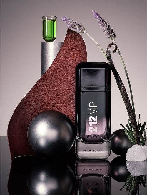 Carolina Herrera 212 VIP Black Eau De Parfum