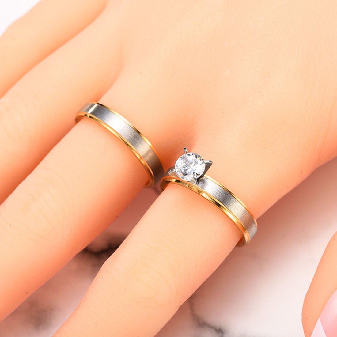 2PCS Simple Fashion Smooth Stainless Gold Color Anniversary Lover Couple  Rings 7 | eBay