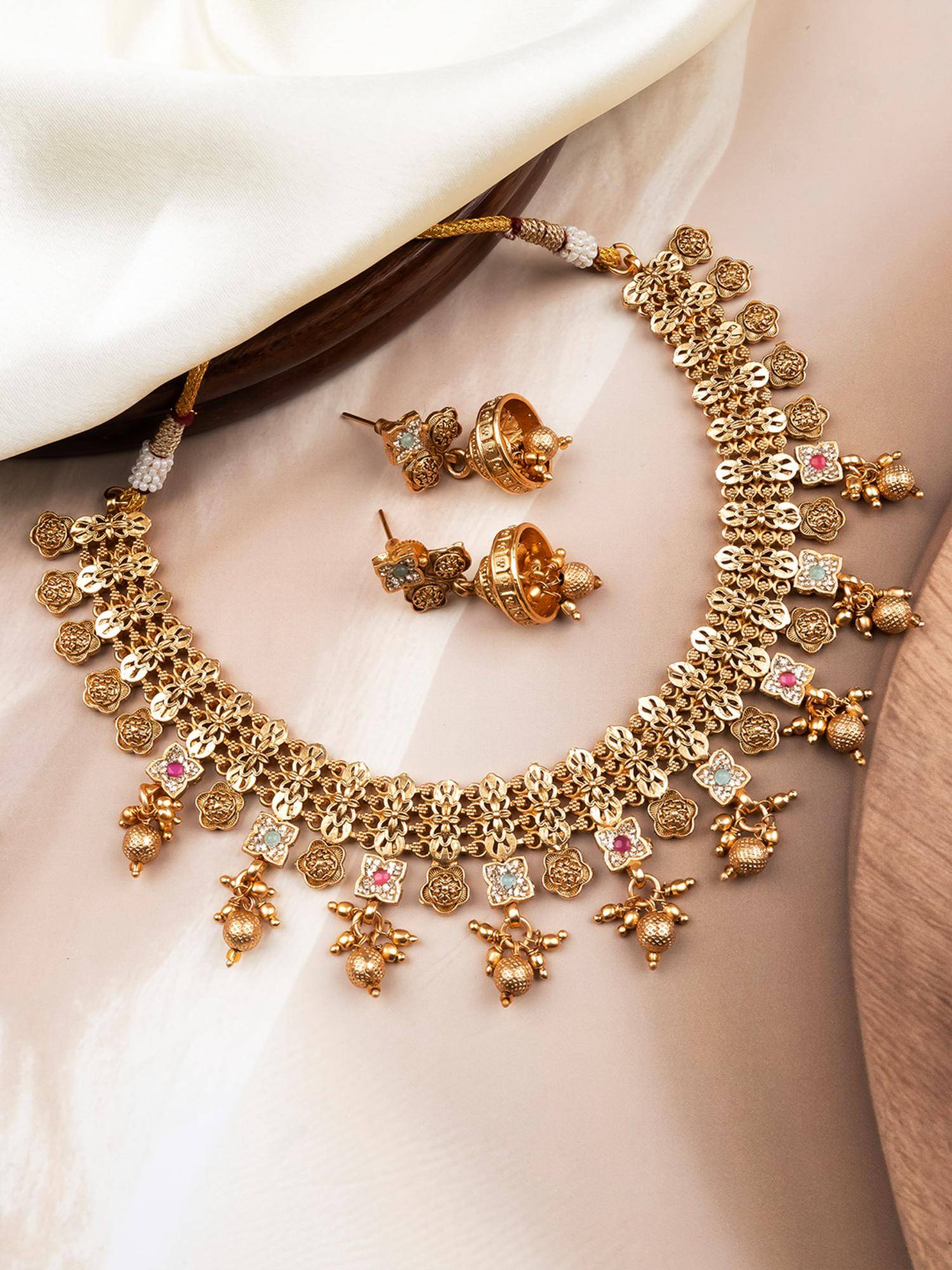 STILEADDA Heritage Mint Bandhai Design Necklace With Earrings