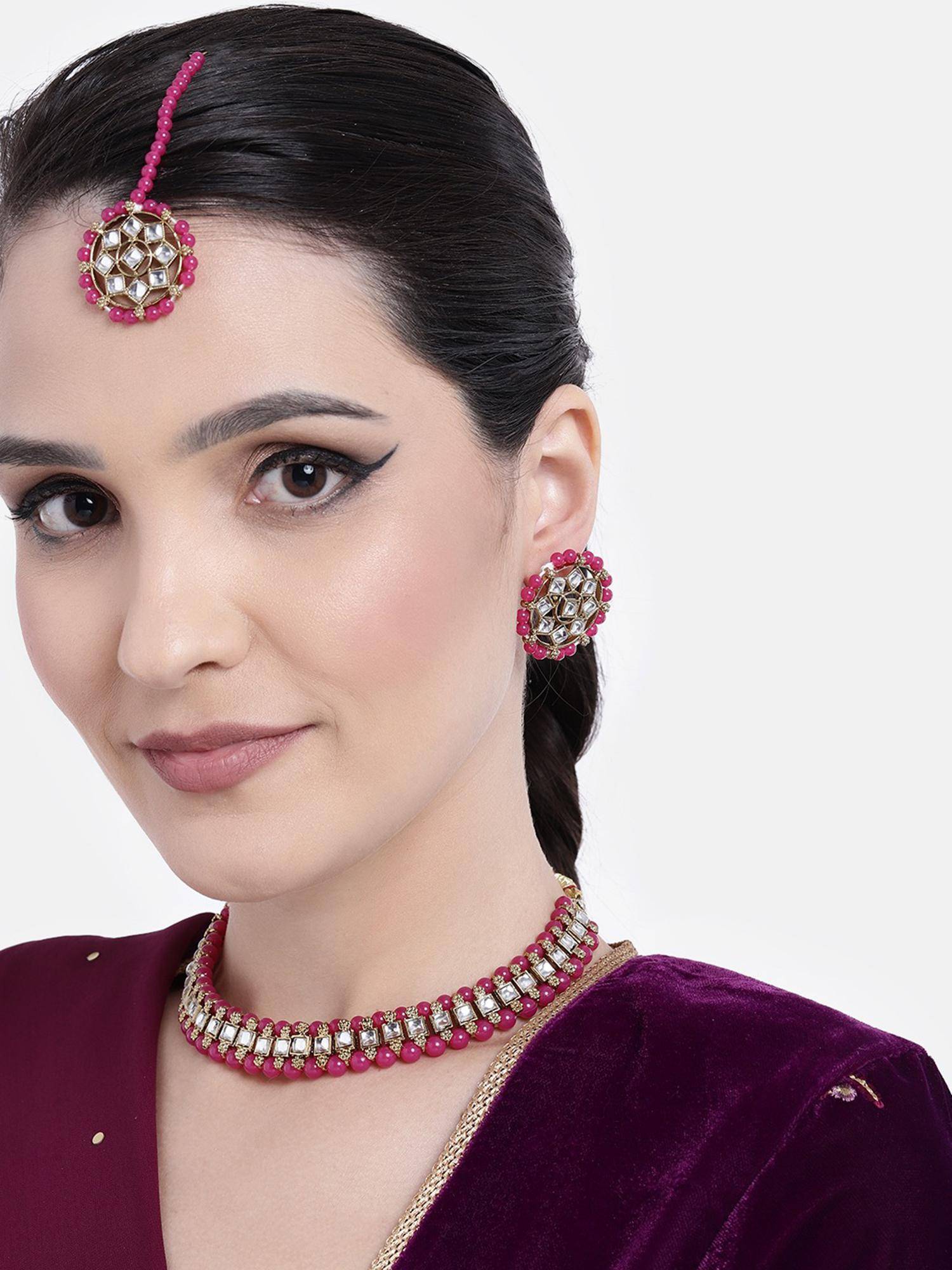 Peora Traditional Kundan Choker Necklace and Round Stud Earrings with Maang Tikka