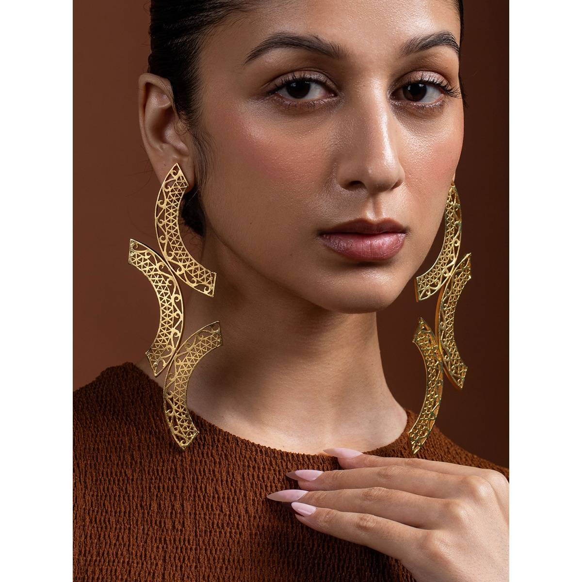 Ethnic Andaz Kalachakra Lattice Earrings -Gold