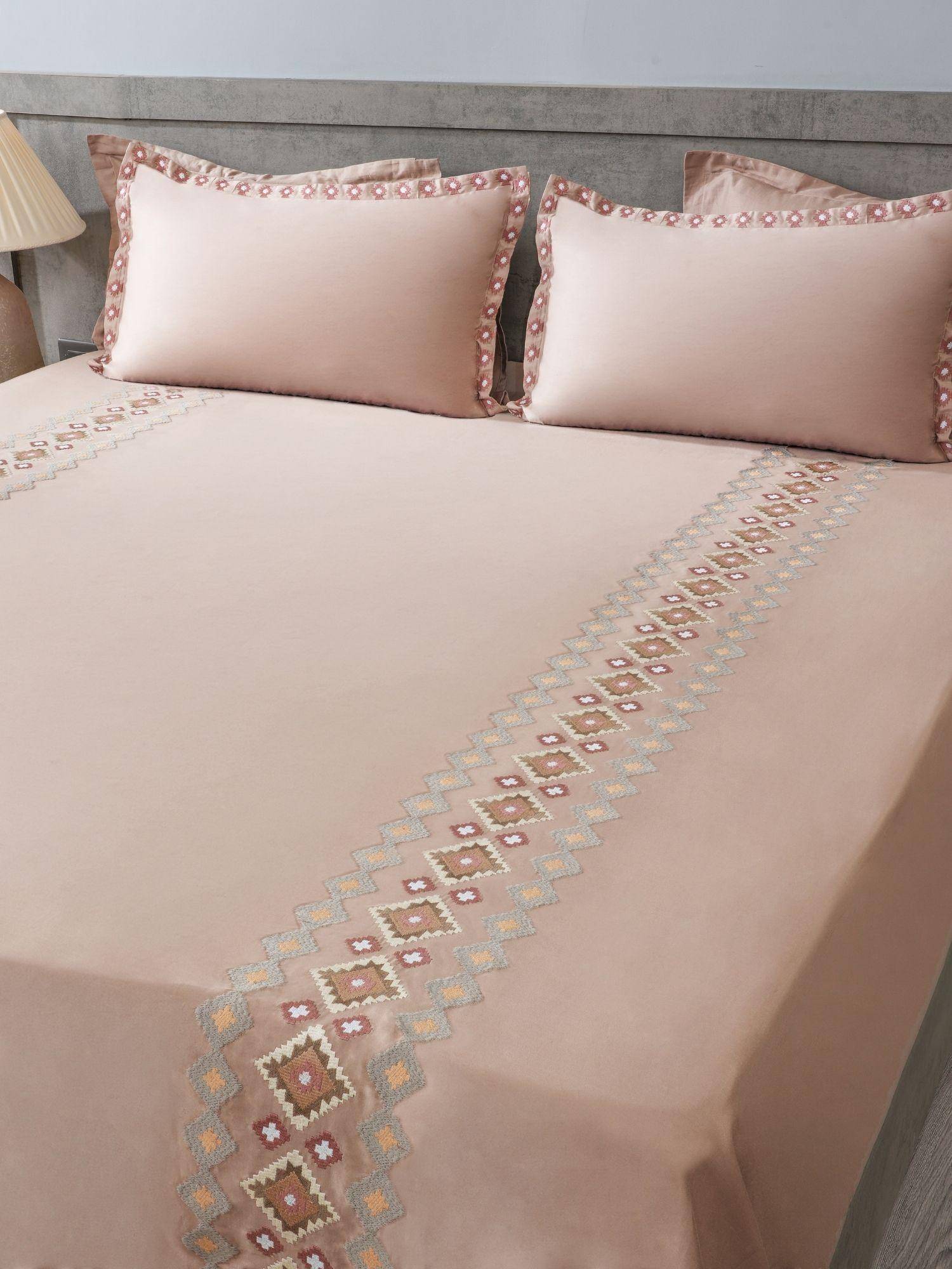 House of Owlet Soft Smoke 100%Cotton Embroidered Super King Bedsheet With 2 Pillow Covers