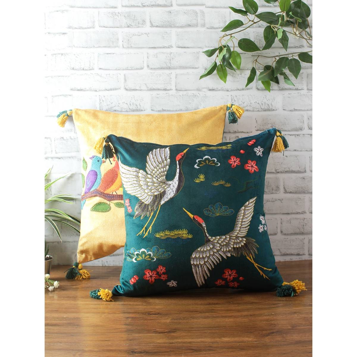 eyda Digital Print Yellow And Green Color Velvet Reversible Cushion Cover Set Of 2-18X18 Inch