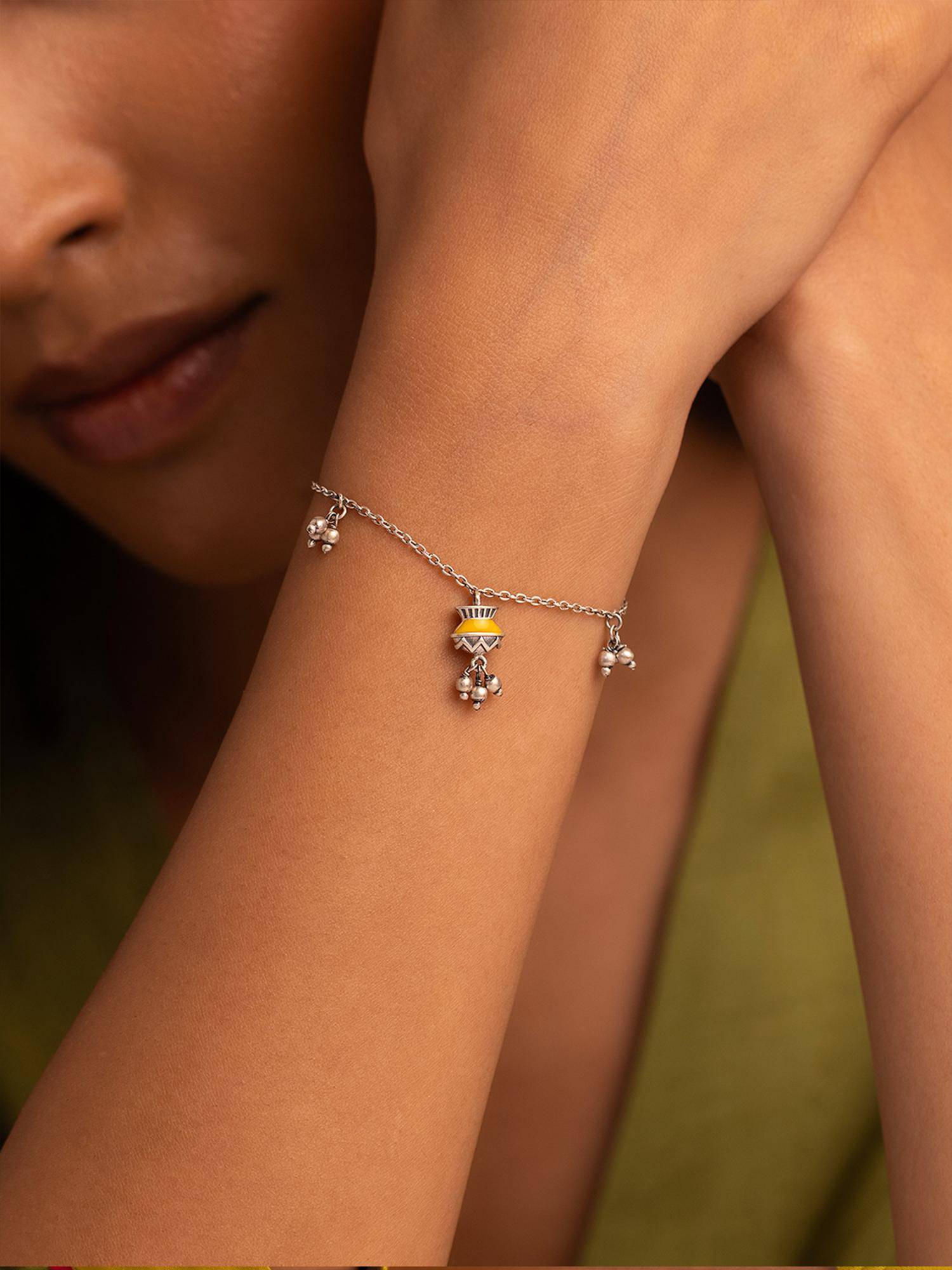 Shaya by CaratLane Guchcho Oxidised 925 Silver Bracelet